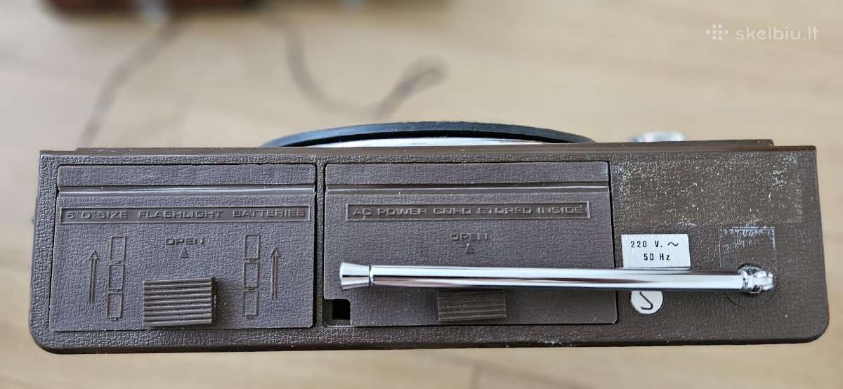 Sanyo G-2312 vintažinis nešiojamas fonografas - nuotraukos Nr. 9
