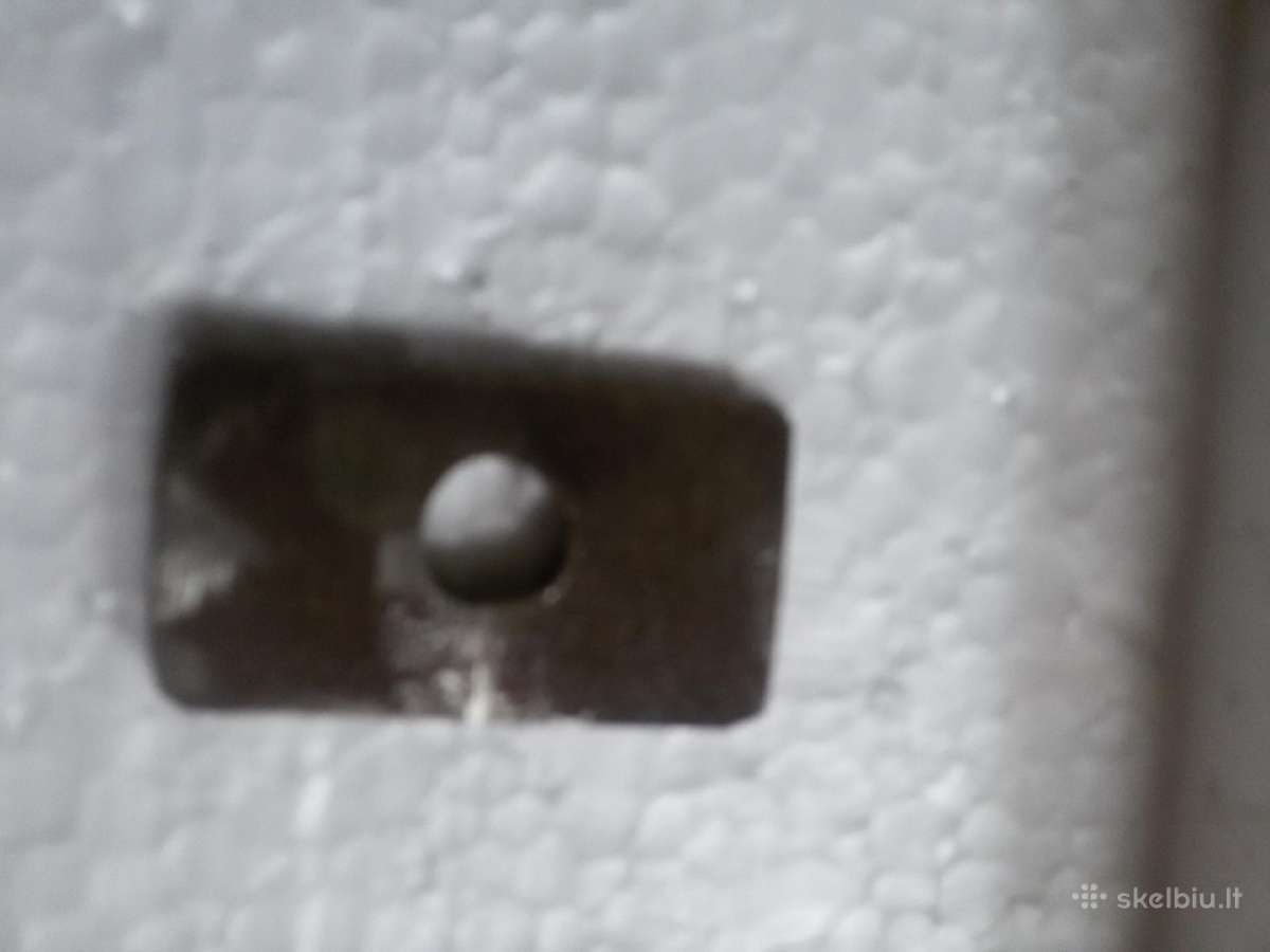 Senovinės metalinės detalės su skylėmis viduryje - nuotraukos Nr. 7