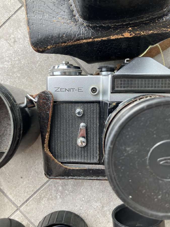 Zenite fotoaparatas antikvarinis su daug priedų