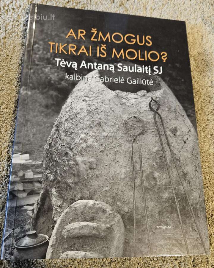 Knygos su autorių autografais