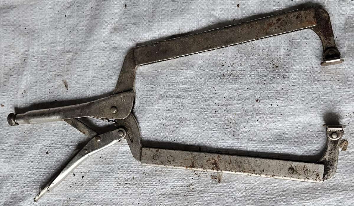 Spaustuvai užrakinami C formos 170x480mm