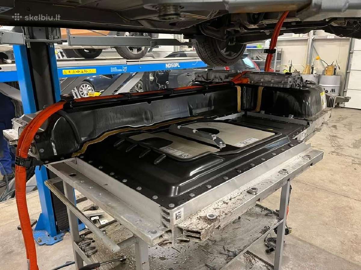 Tesla, Bmw I3, Audi , Nissan Leaf, Chevrolet Volt - nuotraukos Nr. 10