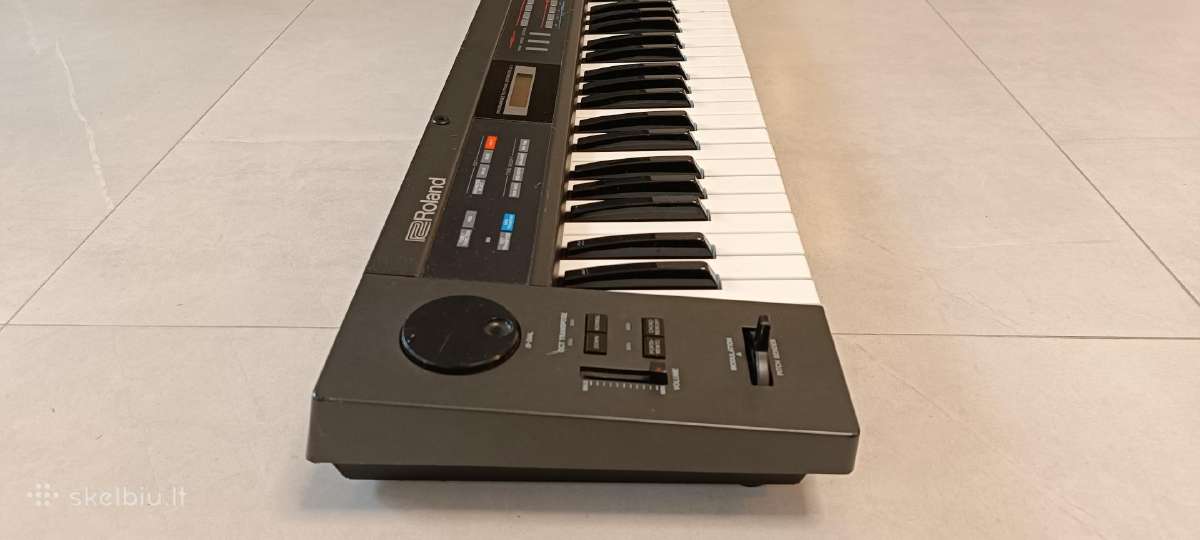 Roland Alpha Juno 2 - nuotraukos Nr. 4