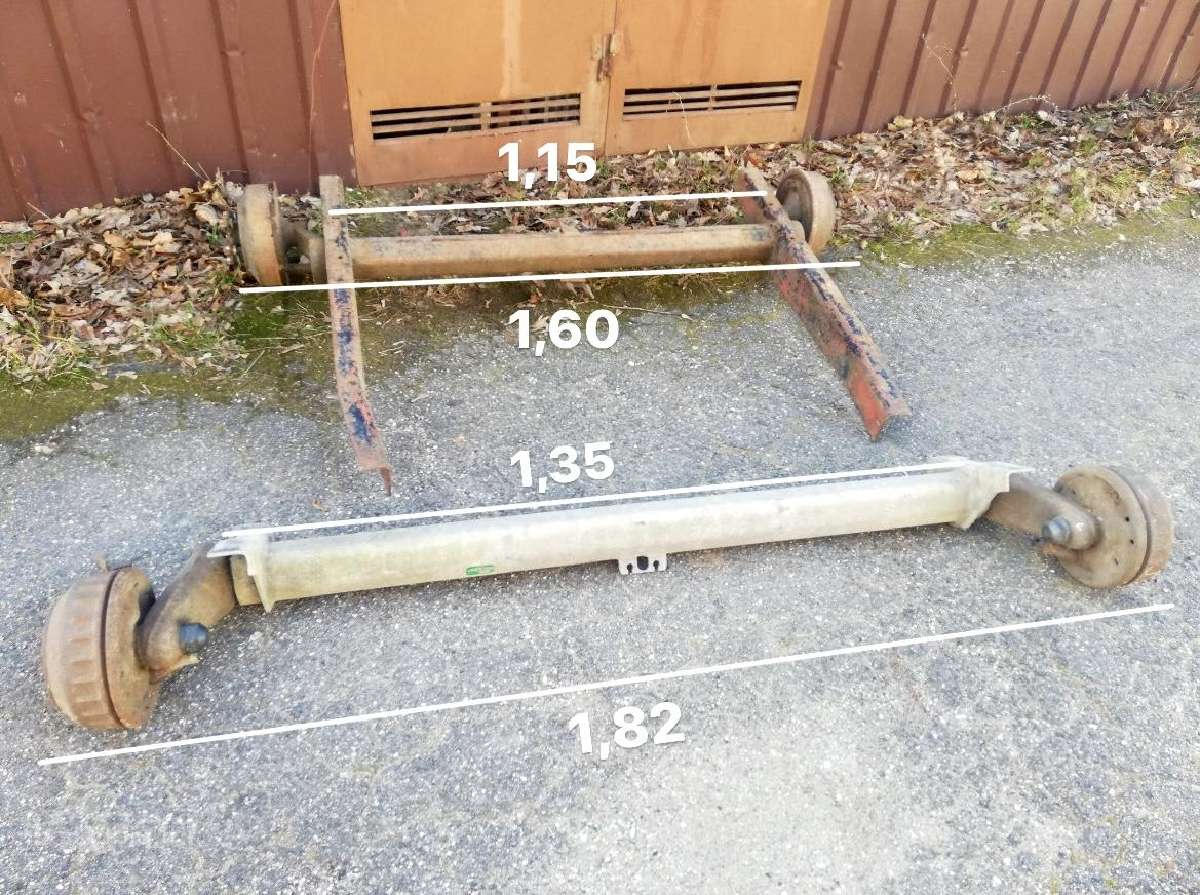 Priekabos ašis torsioninė ir ratai
