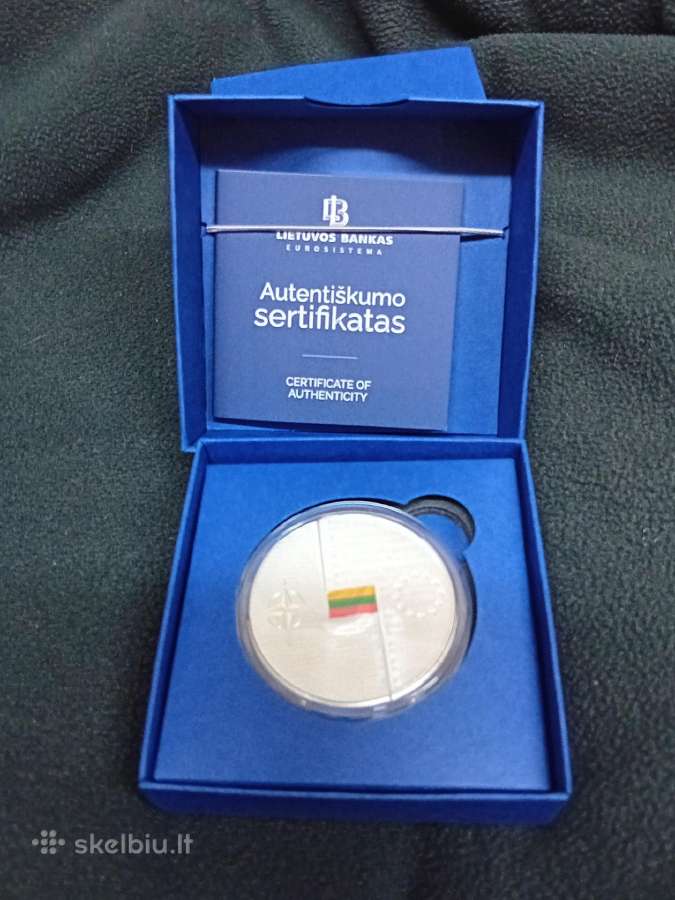 Sidabrinė 20 € moneta skirta narystei Nato