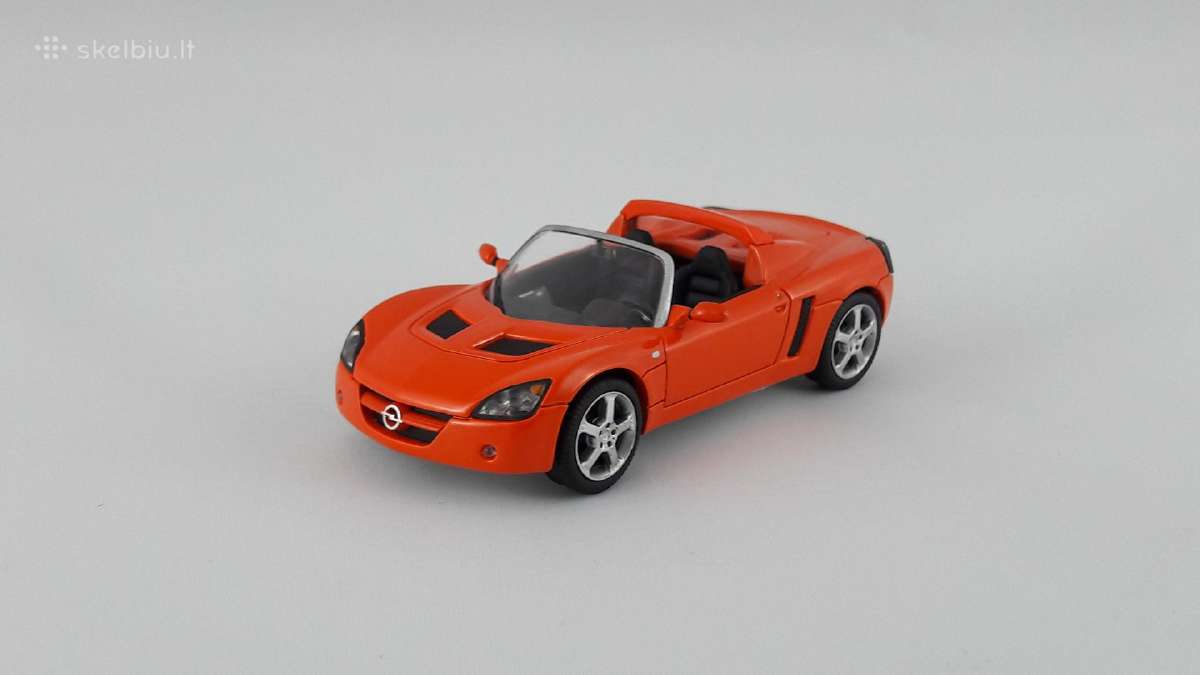 1/43 modeliukai Opel Speedster 2000-2005