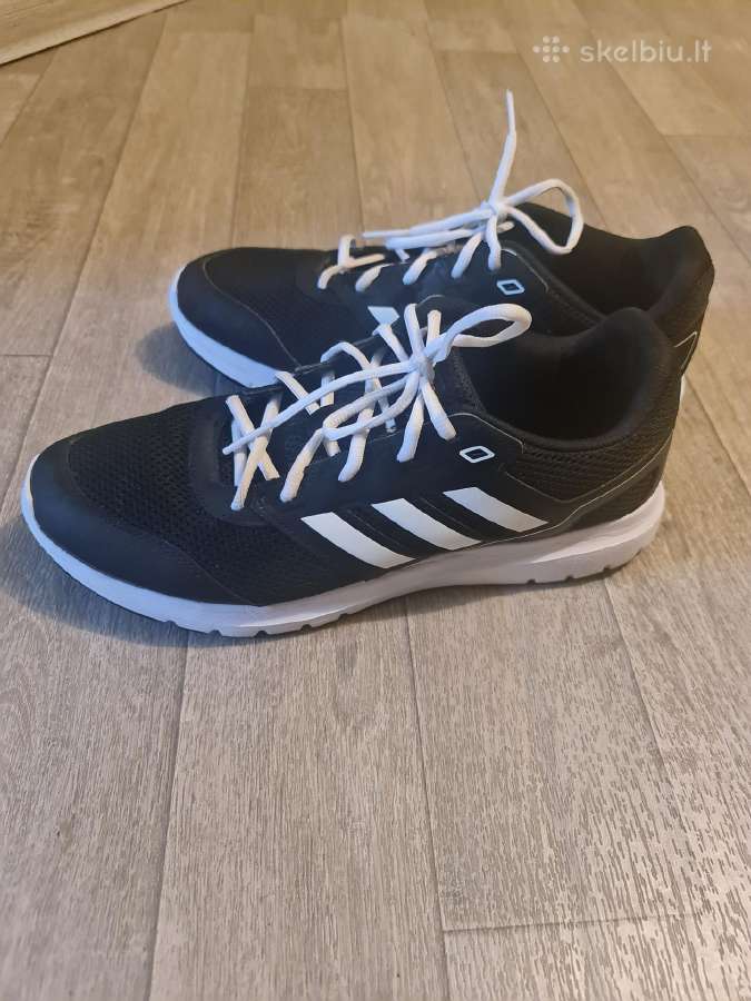 Adidas kedai.