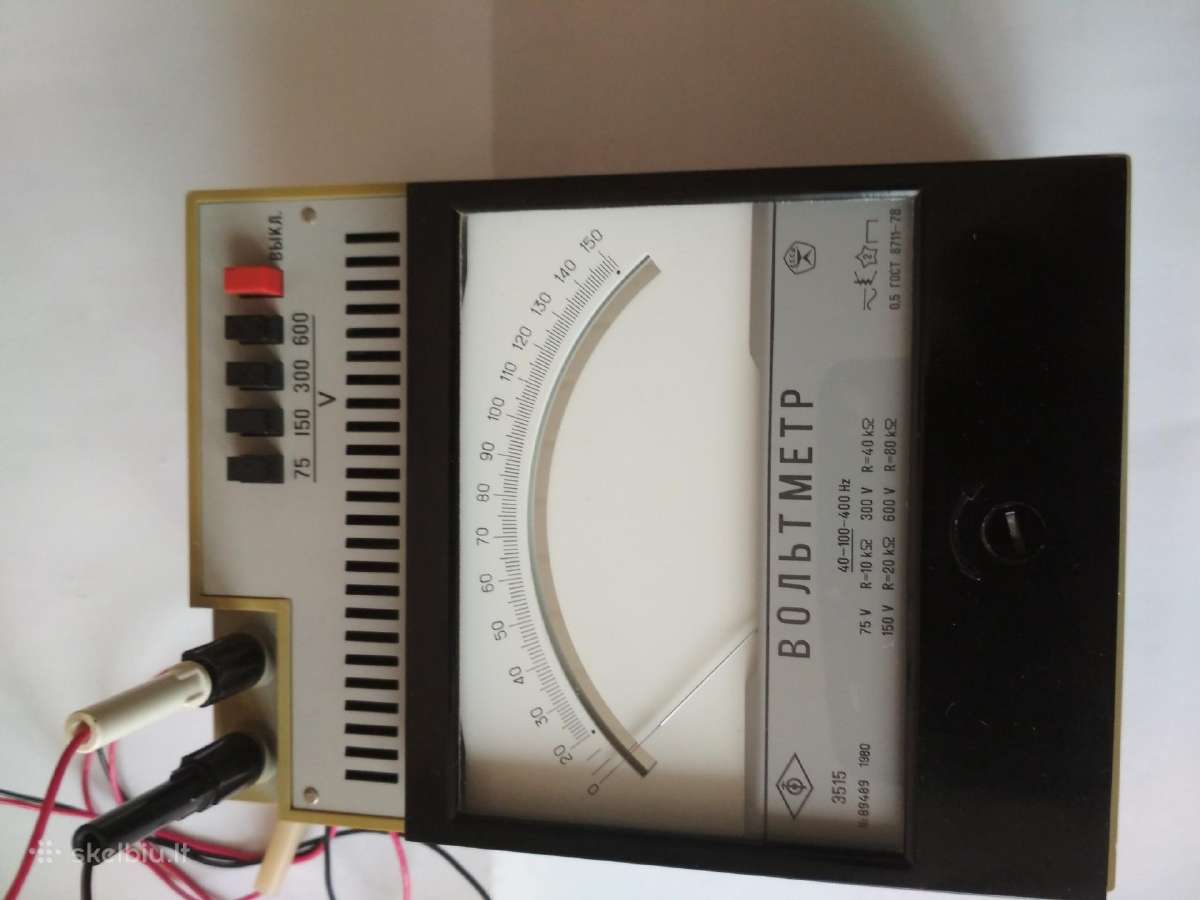 Laboratorinis voltmetrase+515 matuoja pastovi i