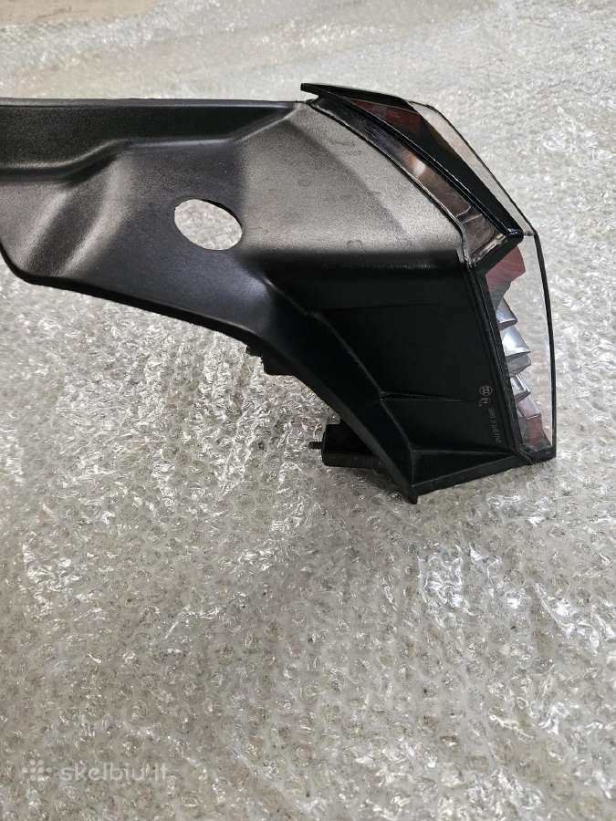 Tesla Model 3 dalys - nuotraukos Nr. 11