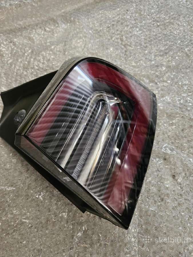 Tesla Model 3 dalys - nuotraukos Nr. 12
