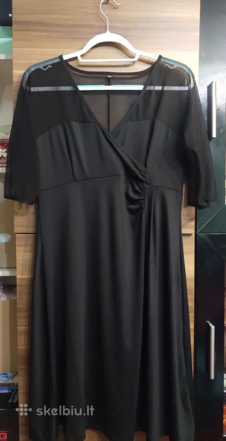 Juoda tamprios medžiagos suknelė 2xl dydis