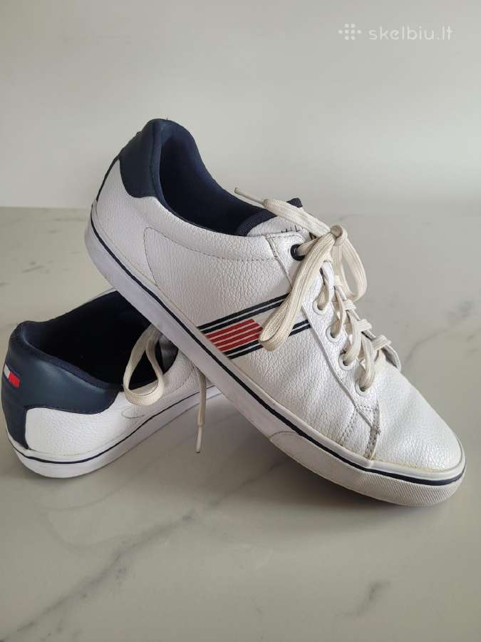 Tommy Hilfiger kedukai