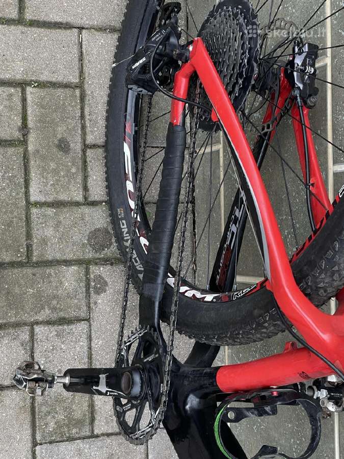 Karboninis kalninis dviratis giant - nuotraukos Nr. 5
