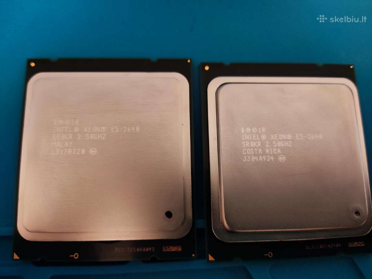 Xeon E5-2640 du vienetai