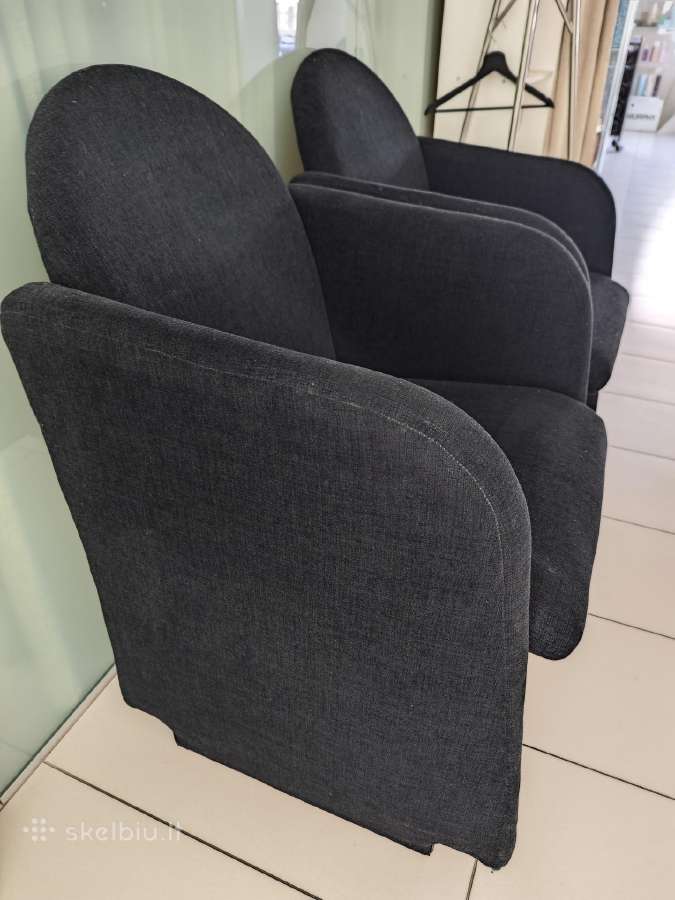 Du foteliukai, abu už 90eur