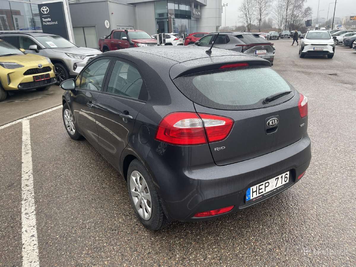 Ekonomiškų automobilių nuoma / rent for work - nuotraukos Nr. 9