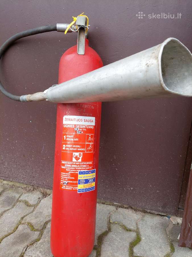 Angliarūgštinis 8 kg. gesintuvas