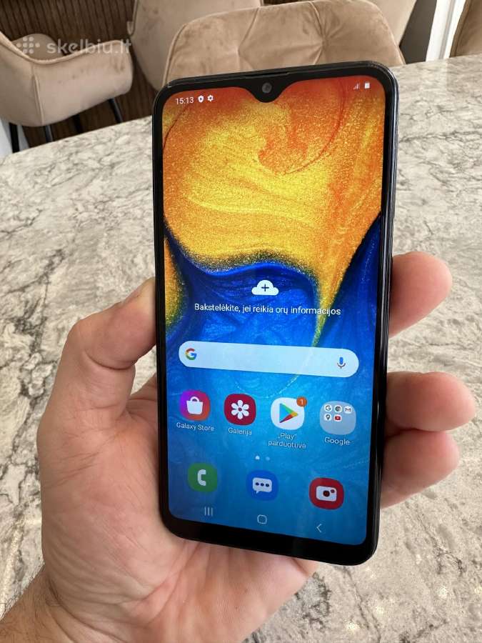 Samsung A20e, pilnai veikia
