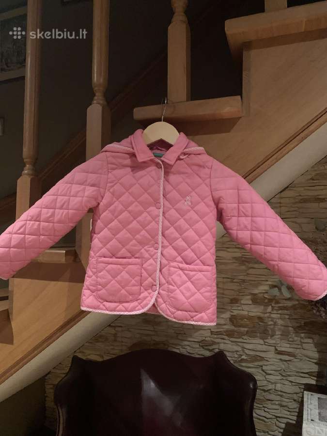 Roźinė Benetton striukytė