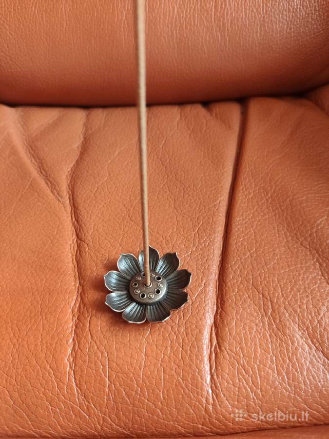 1 vnt smilkalų laikiklis po 1.50€
