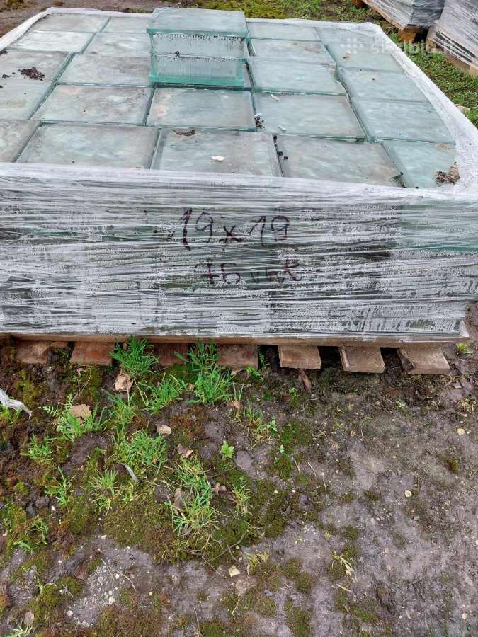 Stikliniai blokeliai - nuotraukos Nr. 5