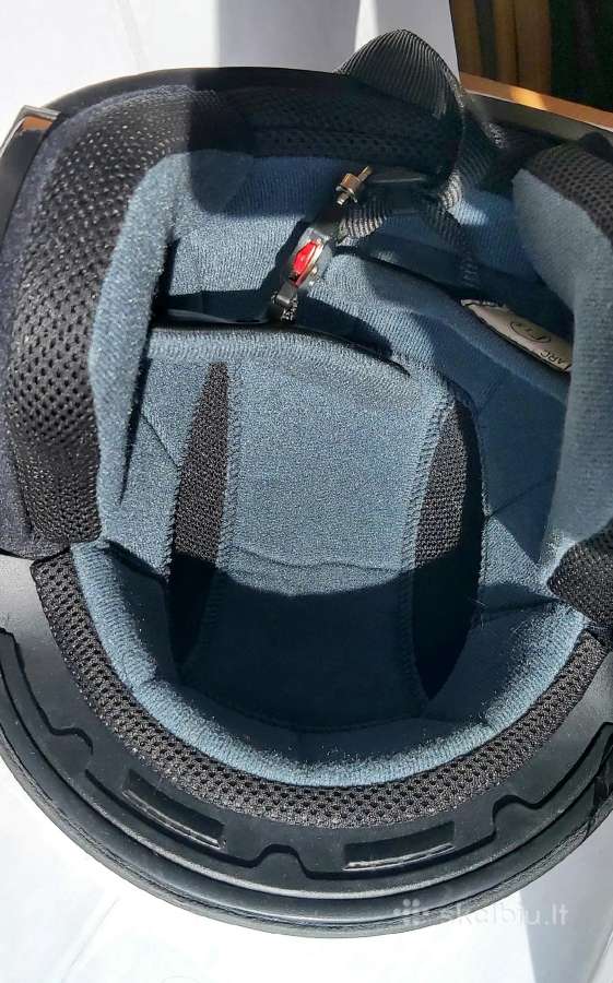 1.šalmas atviras Ixs Hx 118 su ilgu skydeliu