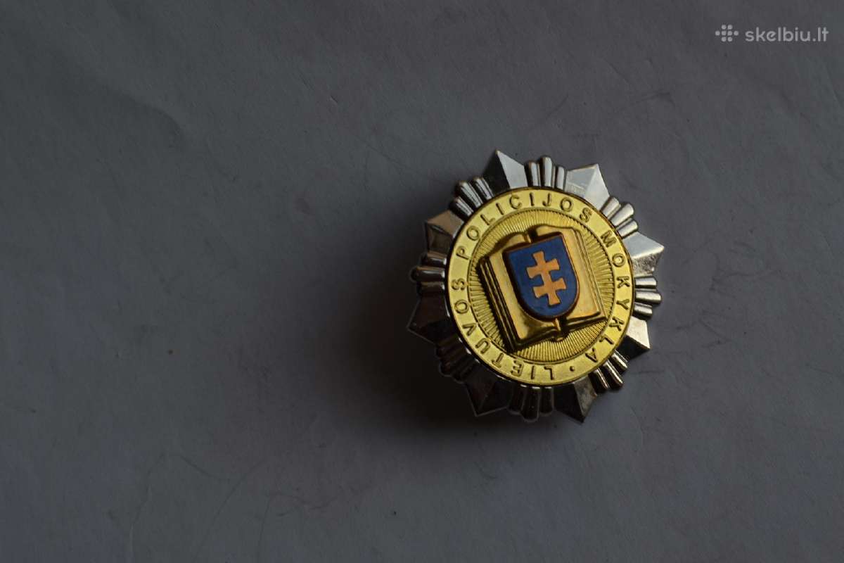 Policijos mokyklos baigimo zenklas Nr.
