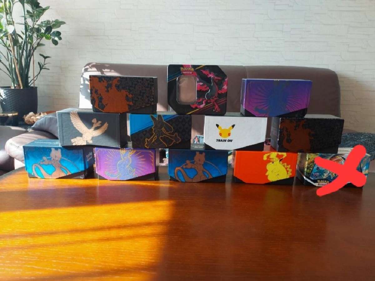 Originalios Pokemon dėžutės
