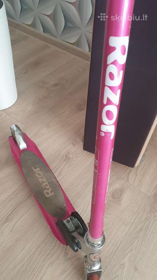 Paspirtukas Razor - nuotraukos Nr. 2