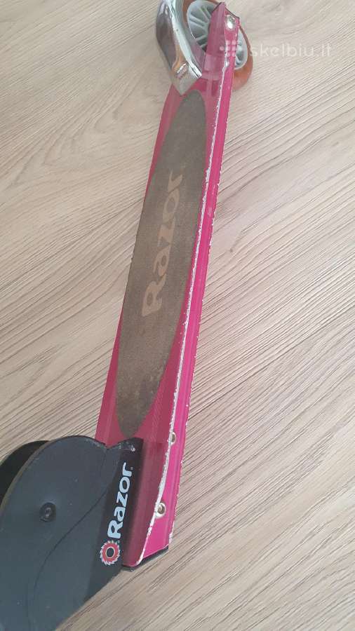 Paspirtukas Razor - nuotraukos Nr. 5
