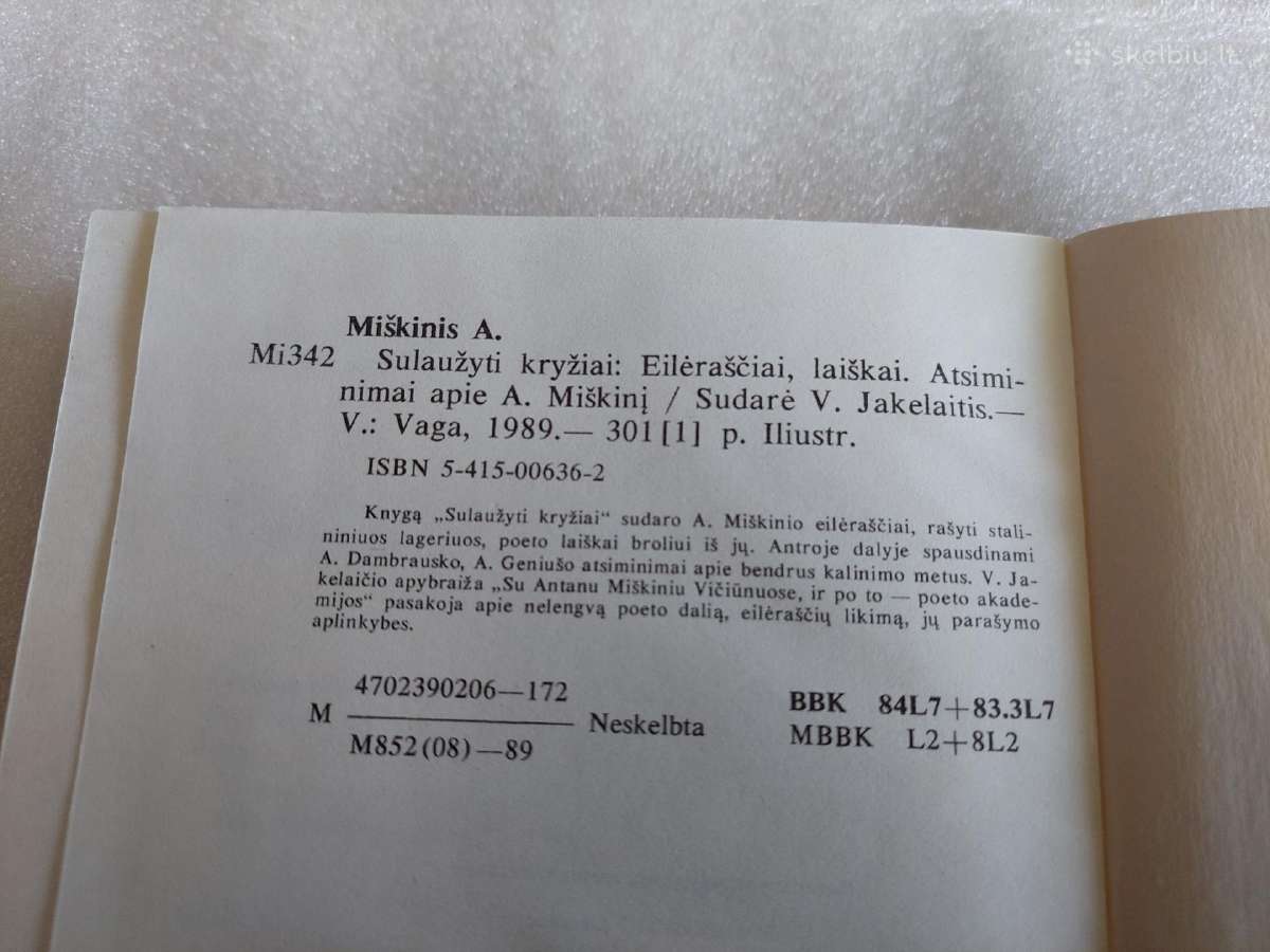 Sulaužyti kryžiai - nuotraukos Nr. 3