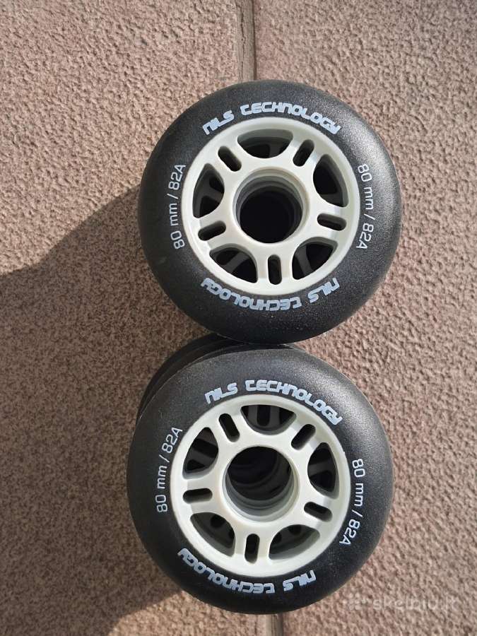 Nils Extreme 80mm 82a riedučių ratukai