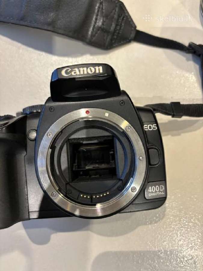 Canon EOS 400d su objectivu 24-85 mm