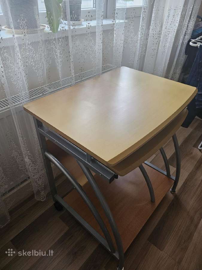 Stalas kompiuteriui - nuotraukos Nr. 3