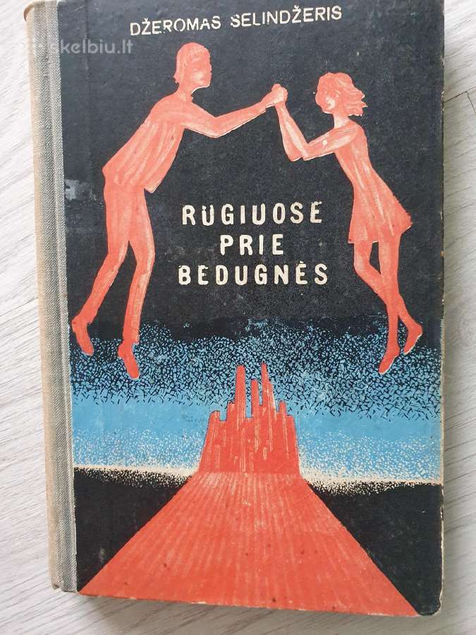 Rugiuose prie bedugnės