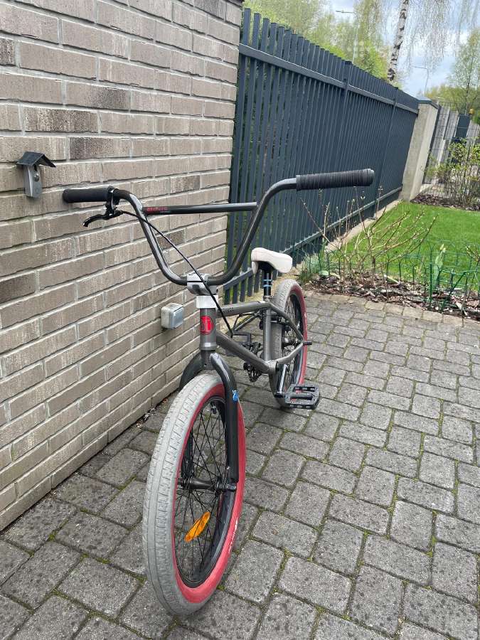Puikus BMX dviratis - nuotraukos Nr. 3