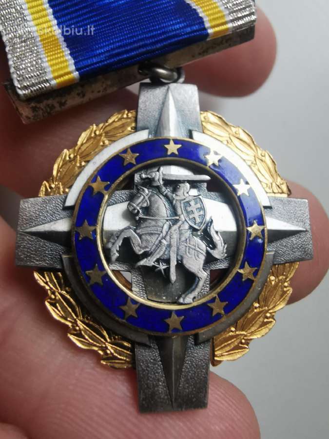 Medalis ir ženkliukas Lietuva Es Nato 2004 - nuotraukos Nr. 4