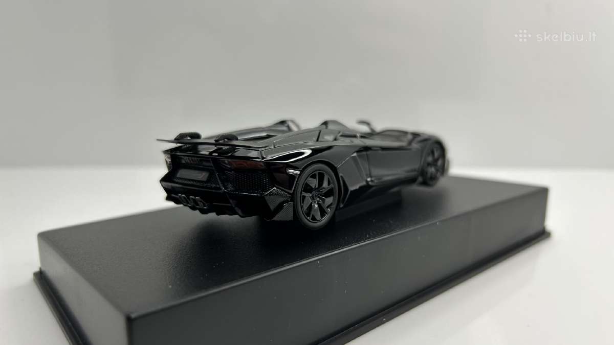 Lamborhini Aventador J - nuotraukos Nr. 4