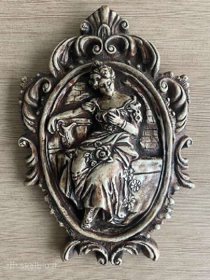 Gipsinis bareljefas