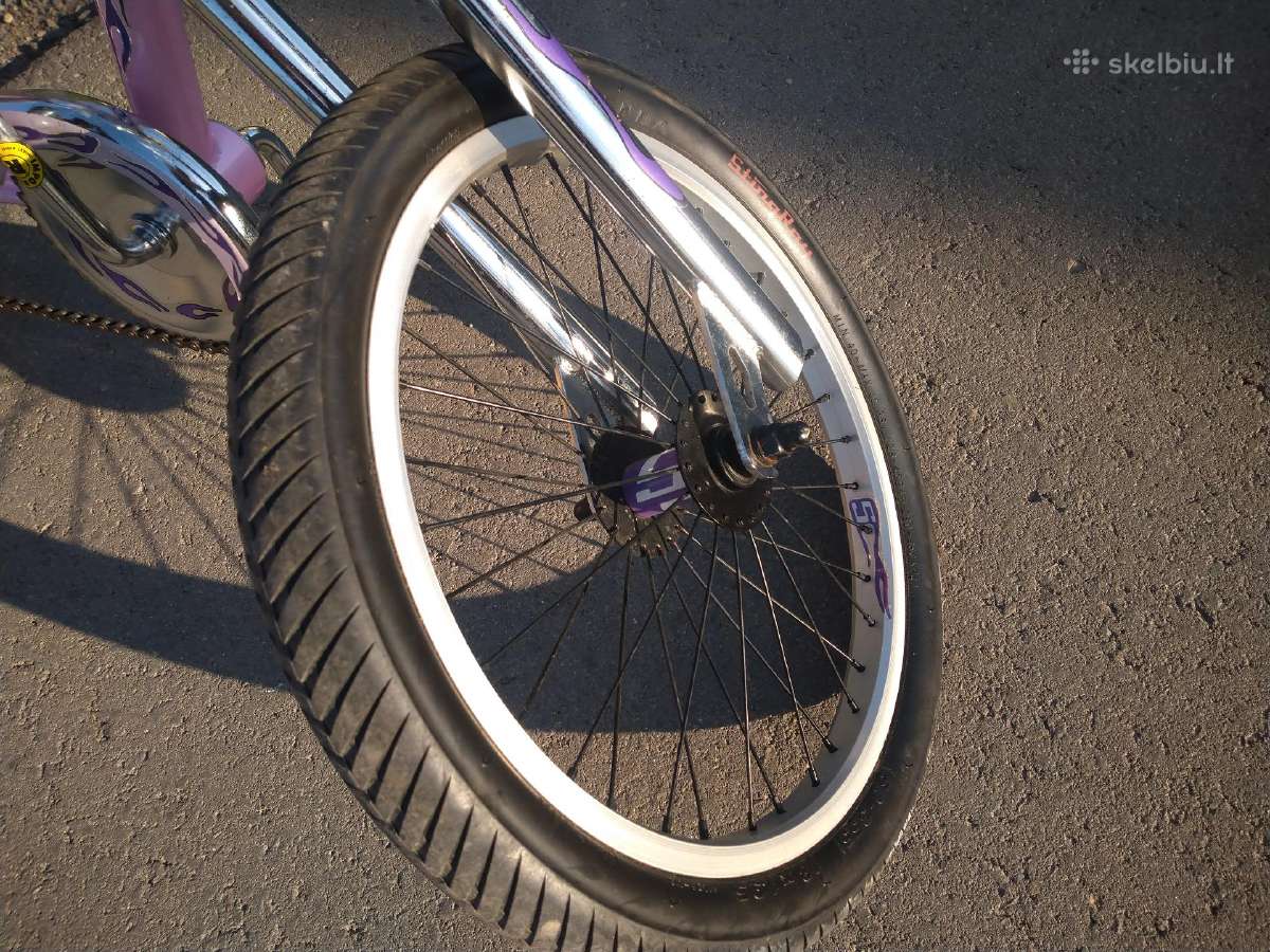Išskirtinį dviratuką/čioperį Schwinn
