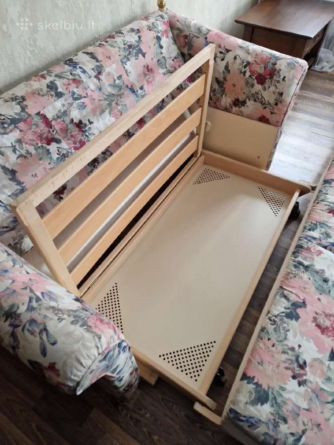 Sofkutė ir kiti baldai . - nuotraukos Nr. 3