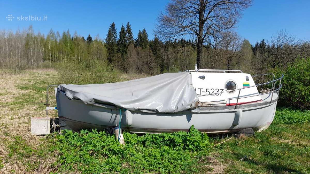 Motorinė valtis