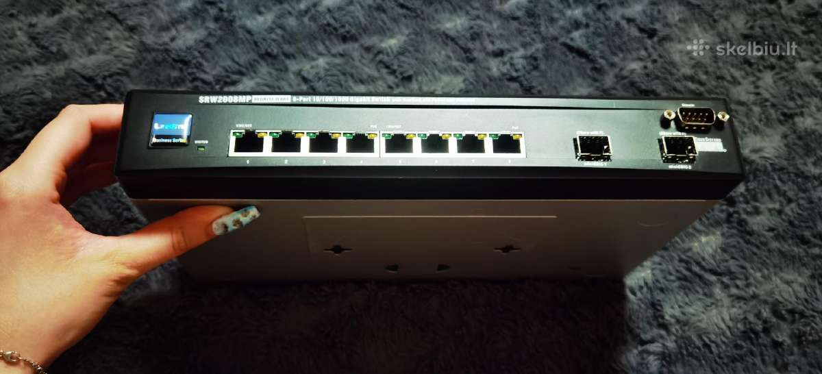 Linksys network switch - nuotraukos Nr. 3