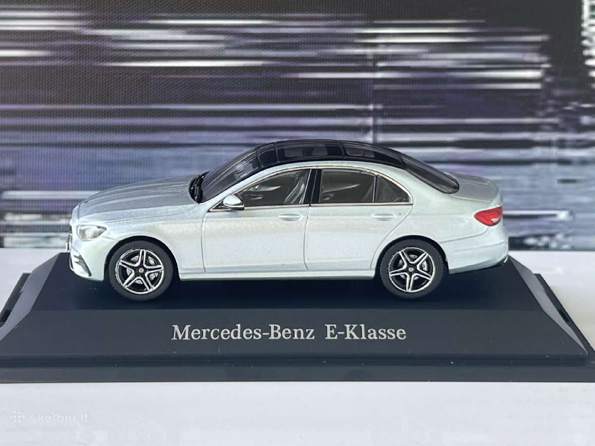 Mercedes Benz E W213 1:43
