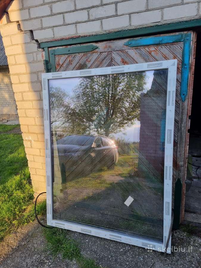 Trijų stiklų nauja Vitrina 1718x1351 su defektu