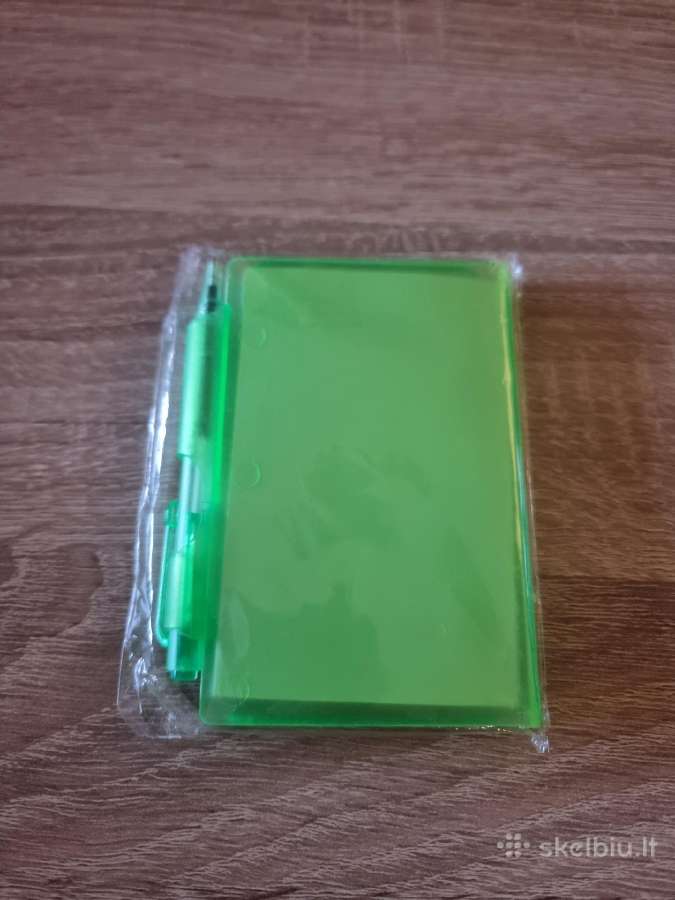 Maža užrašų knygelė su tušinuku