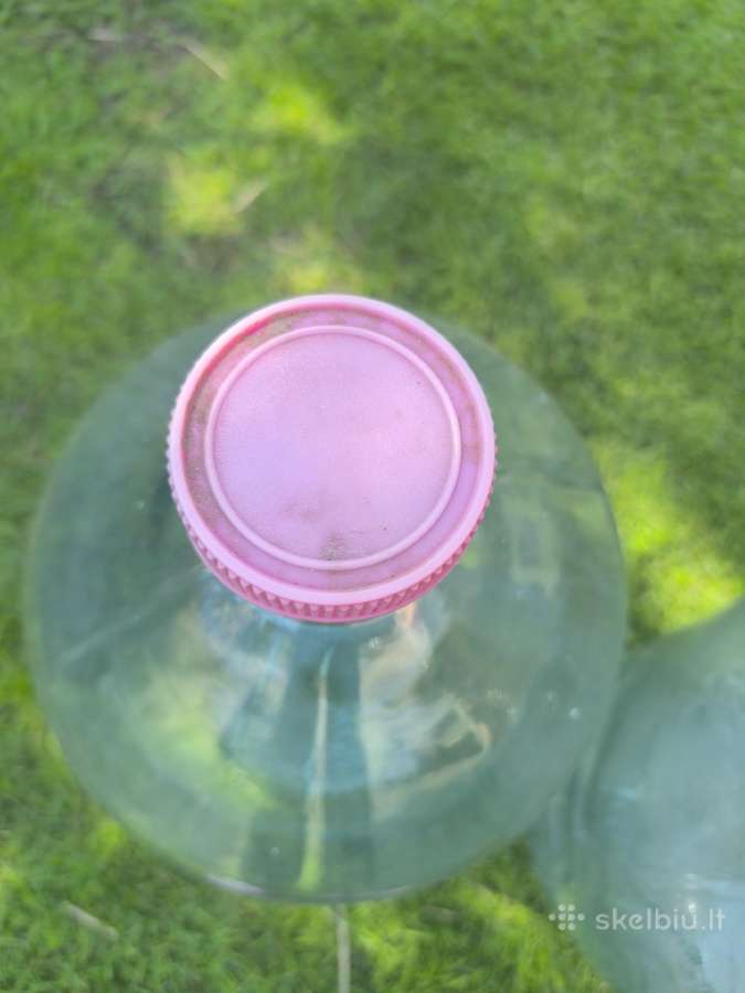 2vnt po 20 litrų stiklainių
