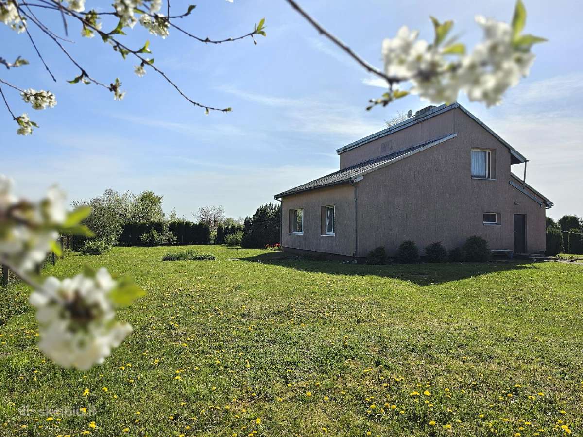 Parduodu/keičiu sodybą į butą Mažeikiuose - nuotraukos Nr. 8