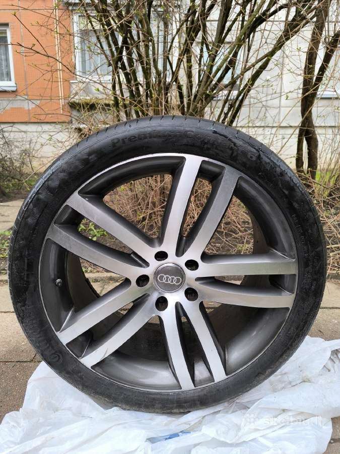 Audi ratlankiai r22