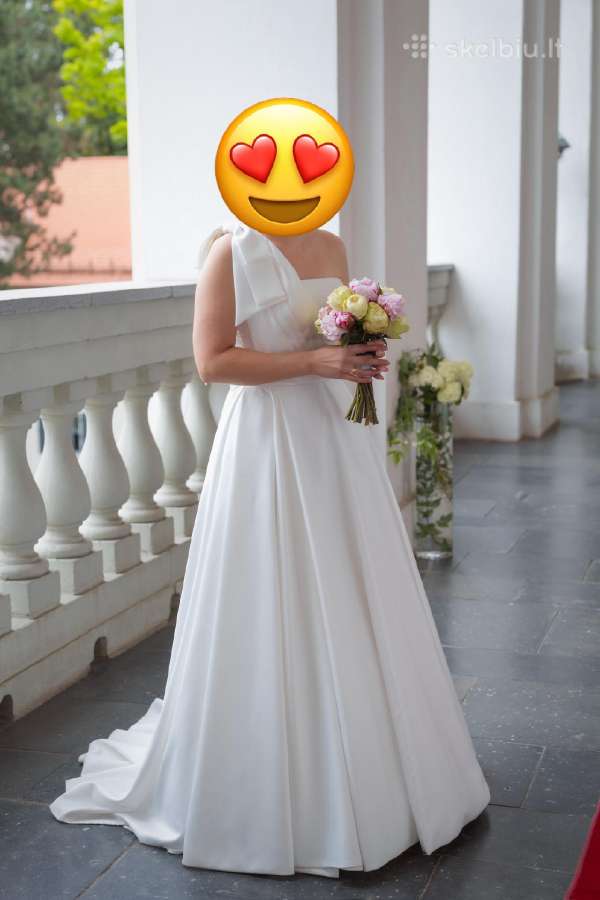 Vestuvinė suknelė